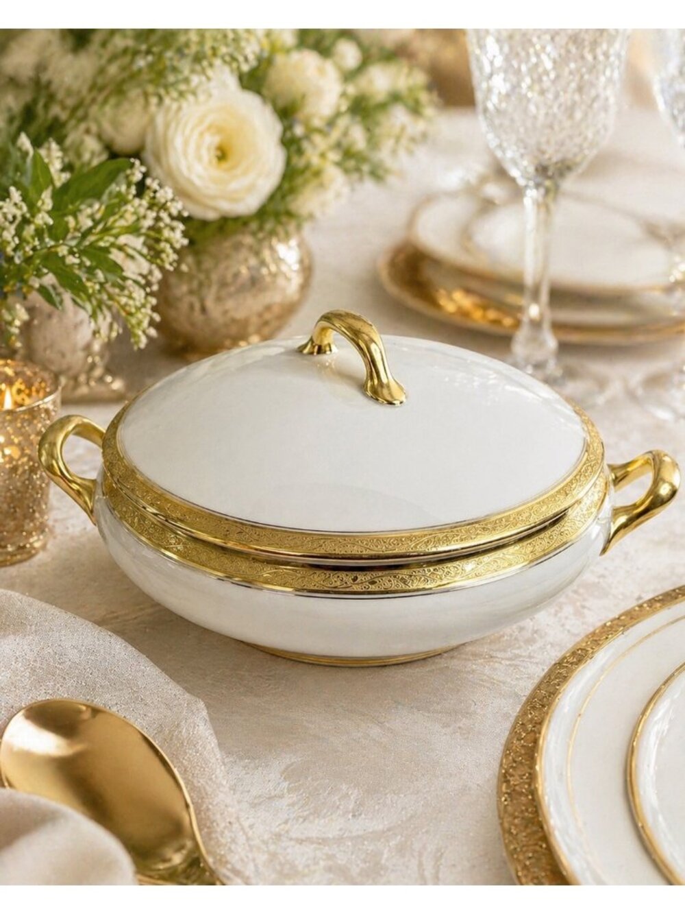 VTG Limoges France Porcelain Gold Encrusted Trim Round Covered Dish Handles